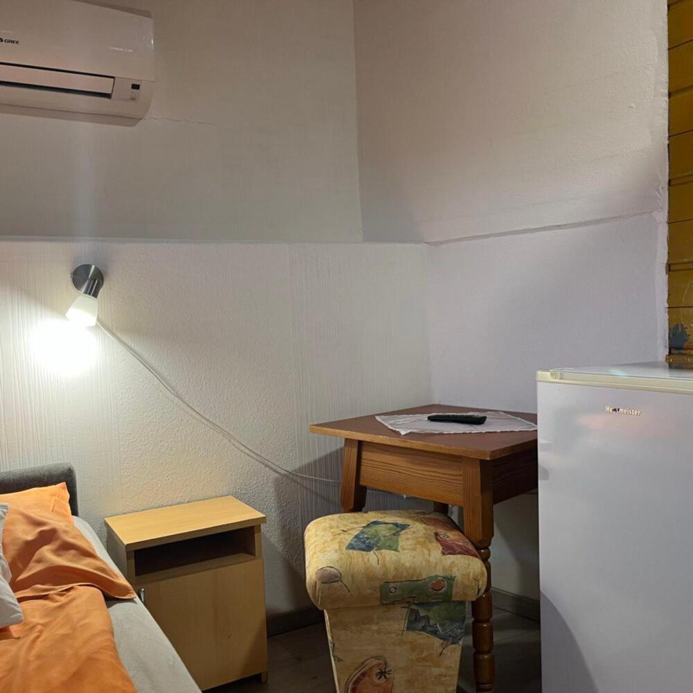 Lenzl's Panzió Acomodação com café da manhã Szigetvár Exterior foto